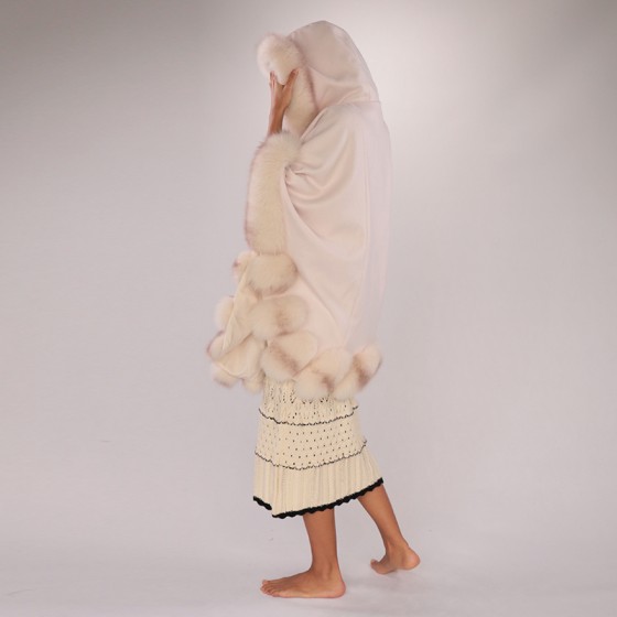 Elegant Wool & Fox Fur Cloak